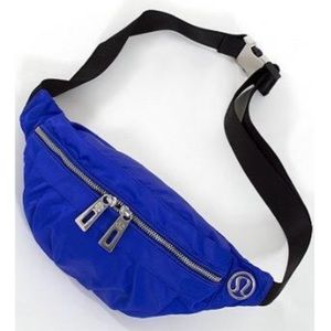 Lululemon on your bum bag fanny pack purple blue